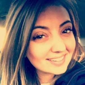 Meet your Posher, Chloe